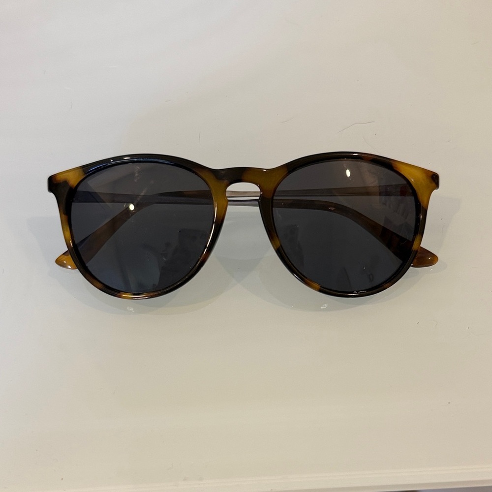 Foster Grant polarized Tortoise Shell Unisex Sunglasses